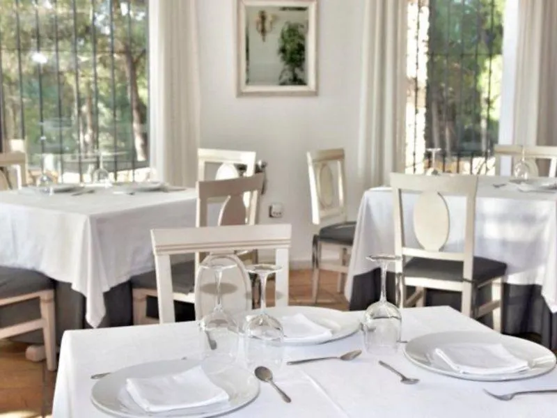 Balneario De Zujar Hotel